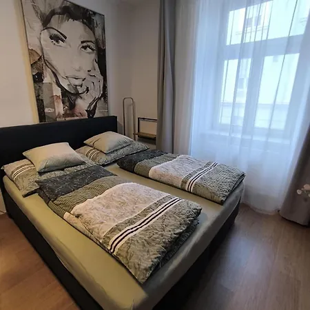 In Zentrum Zwischen Hauptplatz Und Stadtpark