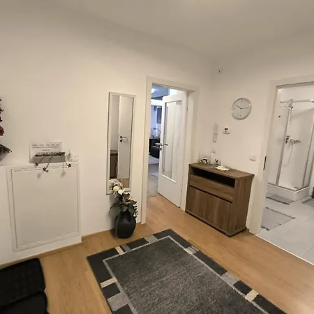 Apartment In Zentrum Zwischen Hauptplatz Und Stadtpark Leoben (Styria)